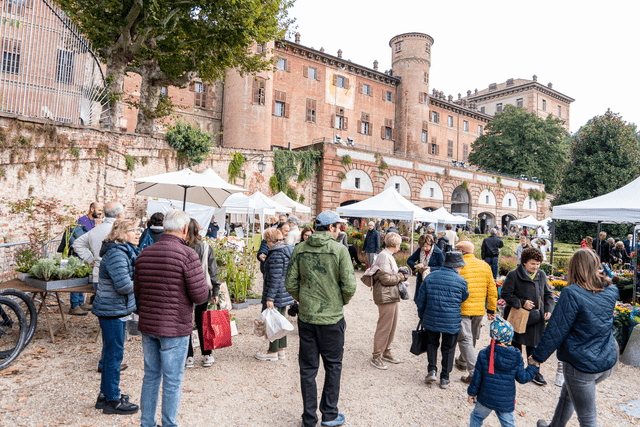 Fiori in mostra a Moncalieri