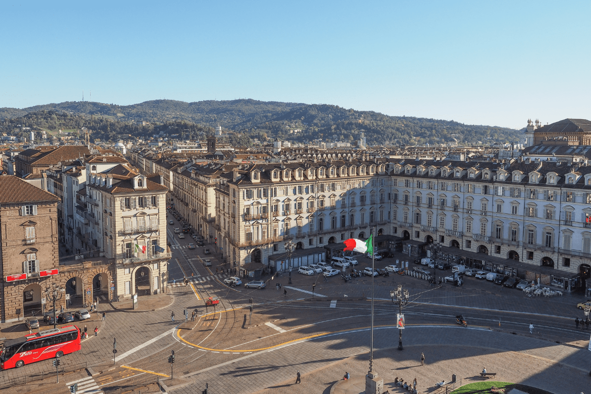 Torino metro(poli)montana per una città policentrica